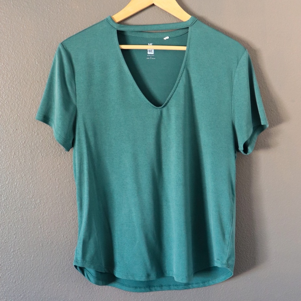 Me to We women’s t-shirt in teal size small